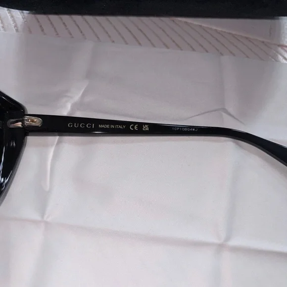 Gucci sunglasses - Picture 8 of 14